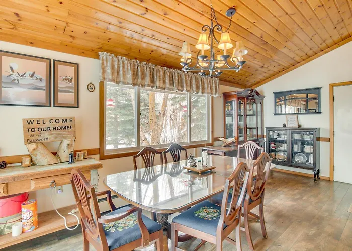 Fire Pit & Games! 10-acre 'majestic Mountain Home' Holiday home Thayne