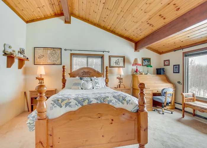 Hébergement de vacances Fire Pit & Games! 10-acre 'majestic Mountain Home'